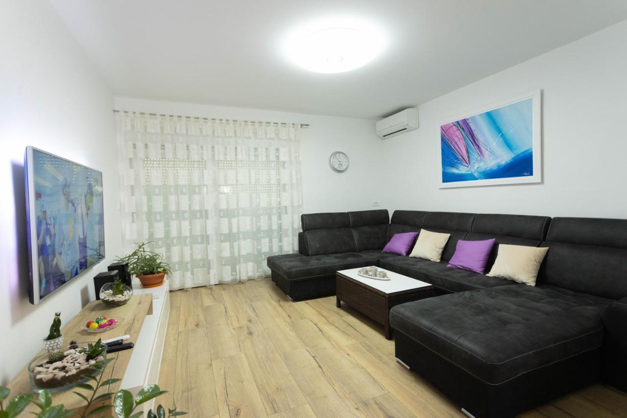 Apartman Marel Žrnovnica エクステリア 写真