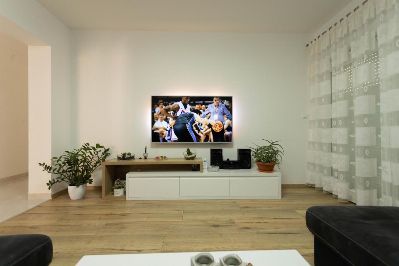 Apartman Marel Žrnovnica エクステリア 写真