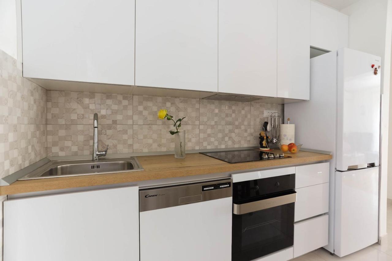 Apartman Marel Žrnovnica エクステリア 写真